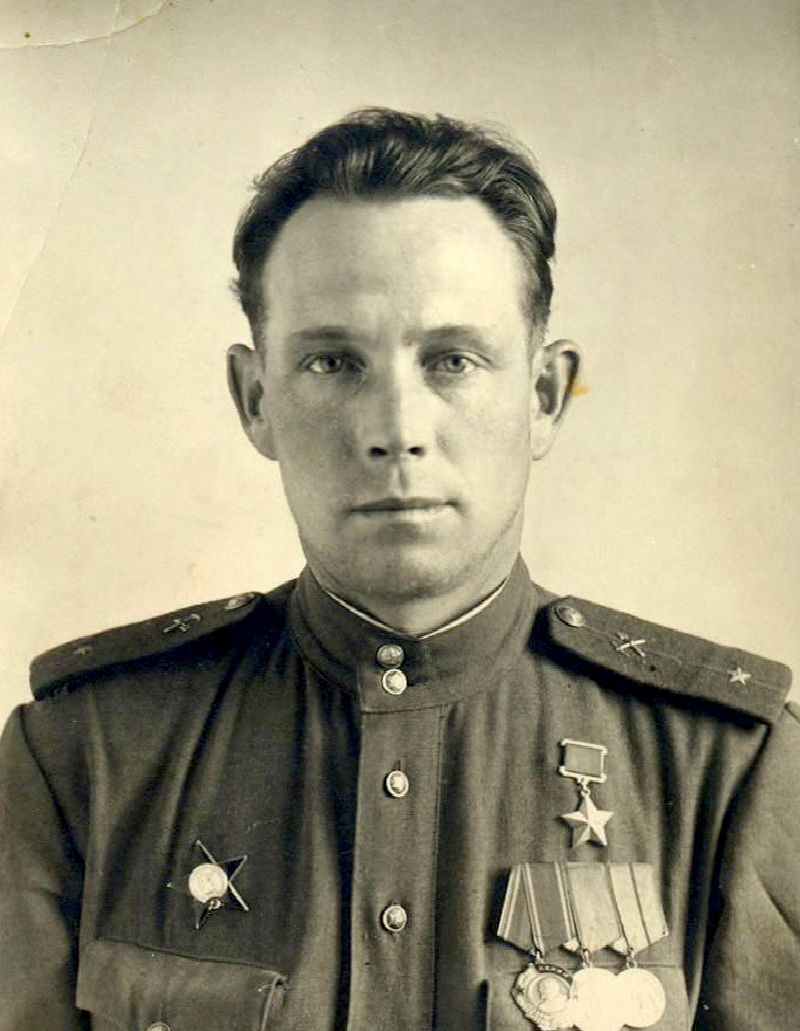 Кадочников Иван Петрович .